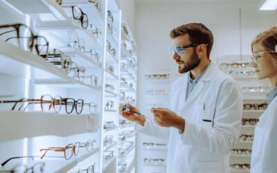 Comment le salaire des opticiens évolue-t-il avec l’expérience et la spécialisation ?